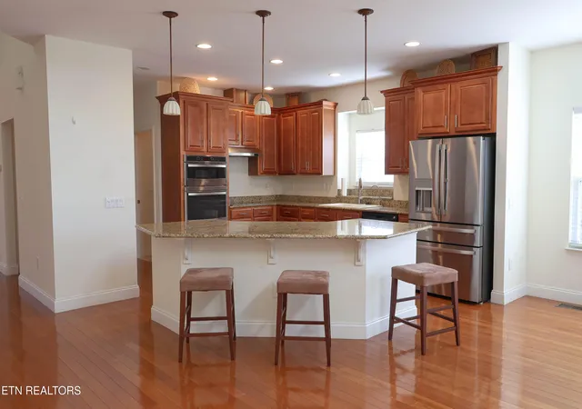Homes for sale in Sweetwater, TN | 101 Willowcreek Blvd, Sweetwater, TN 37874 | MLS# 1327334