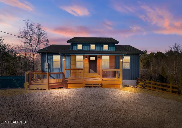 Photo 1 of Single family home for sale at 982 Smokey Mountain Queen Rd, Sevierville, TN 37876 | MLS# 1327469 | Listing updated on 2026-09-28
