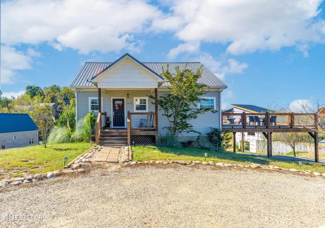 Photo 1 of Single family home for sale at 1131 Sanctuary Shrs Way, Sevierville, TN 37876 | MLS# 1327814 | Listing updated on 2026-10-26