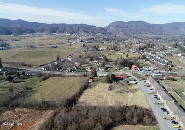 4th image of 136 St George Ln, Harrogate, TN 37752 | MLS# 1327279