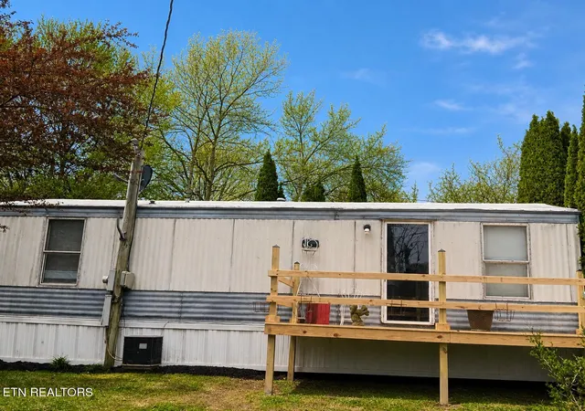 Homes for sale in Rock Island, TN | 280 Bone Cave Rd, Rock Island, TN 38581 | MLS# 1327297