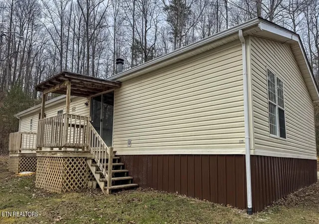 Homes for sale in Oneida, TN | 135 Harold Brooks Ln, Oneida, TN 37841 | MLS# 1327426