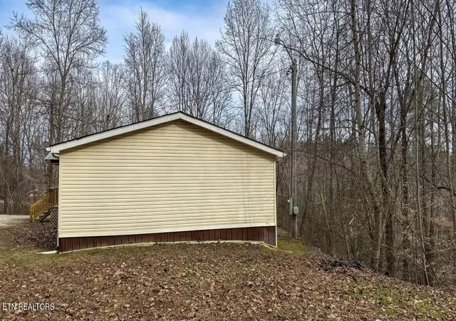 Homes for sale in Oneida, TN | 135 Harold Brooks Ln, Oneida, TN 37841 | MLS# 1327426
