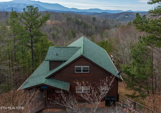 2nd image of 3779 Old Mountain Rd, Sevierville, TN 37876 | MLS# 1327362