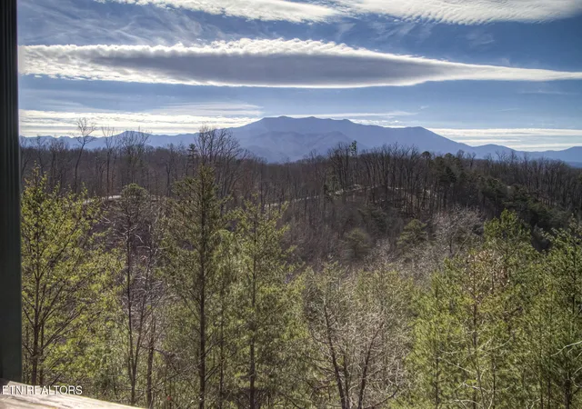 3rd image of 3779 Old Mountain Rd, Sevierville, TN 37876 | MLS# 1327362