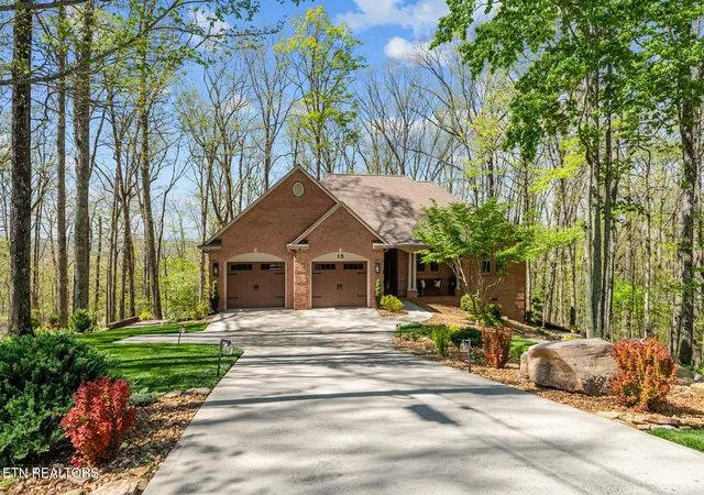 1st image of 15 Quill Ct, Crossville, TN 38558 | MLS# 1337791