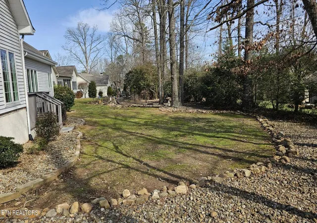 Photo 4 of Sale Pending at 122 Kenosha Ln, Loudon, TN 37774 | MLS# 1329035 | Listing updated on 2026-06-27