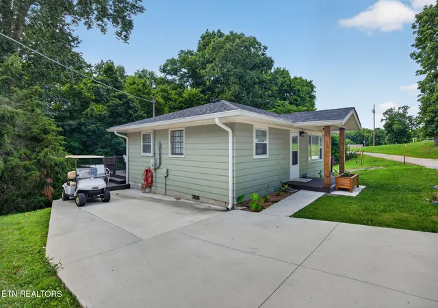 Homes for sale in Celina, TN | 94 Cummins Ct, Celina, TN 38551 | MLS# 1327664