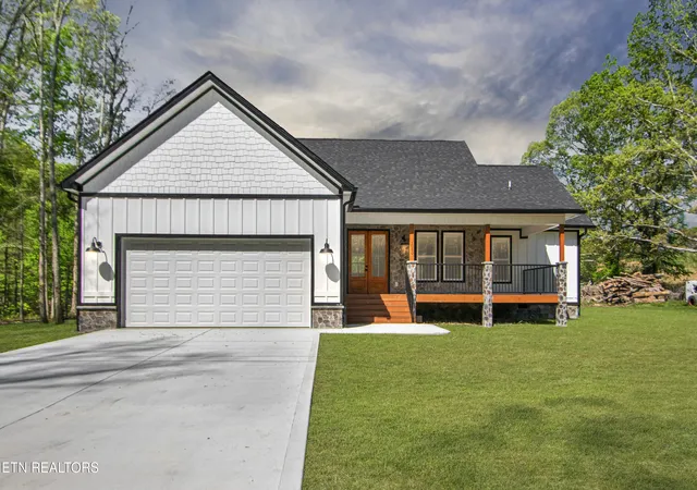 Photo 2 of Single family home for sale at 1050 Rachel Dr, White Pine, TN 37890 | MLS# 1327849 | Listing updated on 2026-09-03
