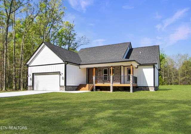 Photo 3 of Single family home for sale at 1050 Rachel Dr, White Pine, TN 37890 | MLS# 1327849 | Listing updated on 2026-09-03