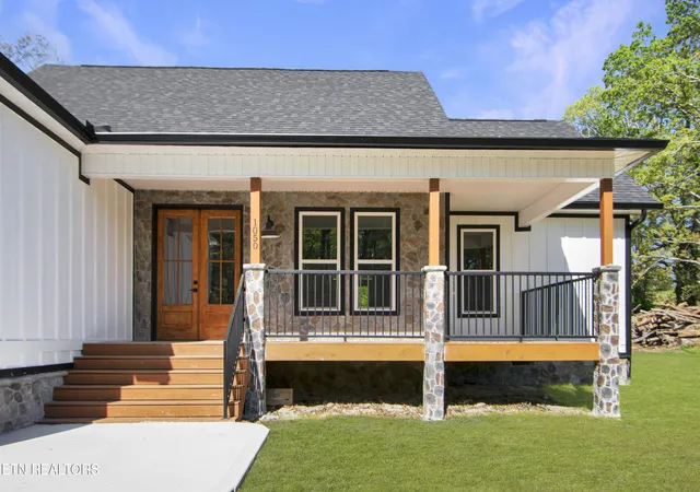 Photo 3 of Single family home for sale at 1050 Rachel Dr, White Pine, TN 37890 | MLS# 1327849 | Listing updated on 2026-09-03