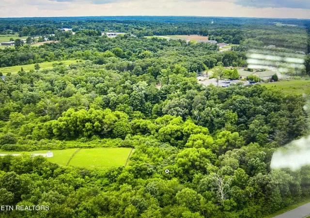 1st image of 262 Hwy 127 N, Crossville, TN 38555 | MLS# 1327569