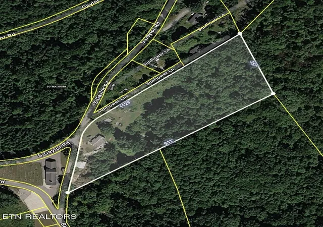 3rd image of 138 S Gaylor Rd, La Follette, TN 37766 | MLS# 1334543
