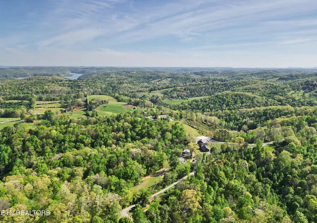 45th image of 138 S Gaylor Rd, La Follette, TN 37766 | MLS# 1334543