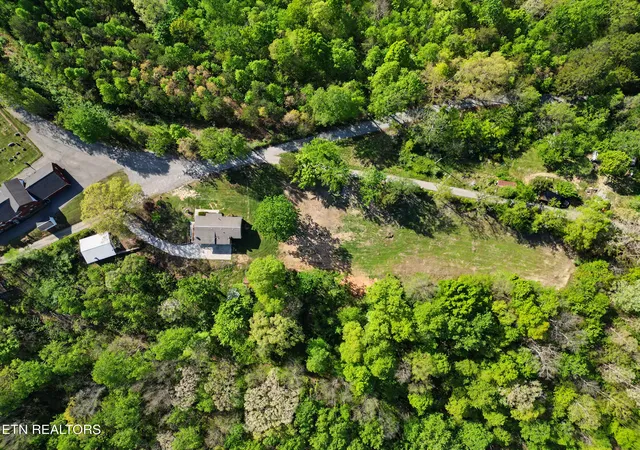 4th image of 138 S Gaylor Rd, La Follette, TN 37766 | MLS# 1334543