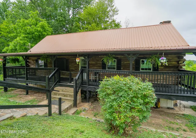 Homes for sale in Clinton, TN | 191 Hudson Ln, Clinton, TN 37716 | MLS# 1327709