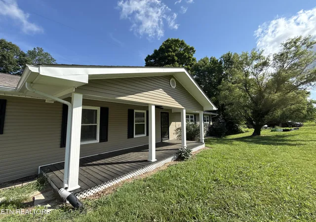 3rd image of 844 Mount Paran Rd, Jacksboro, TN 37757 | MLS# 1327711