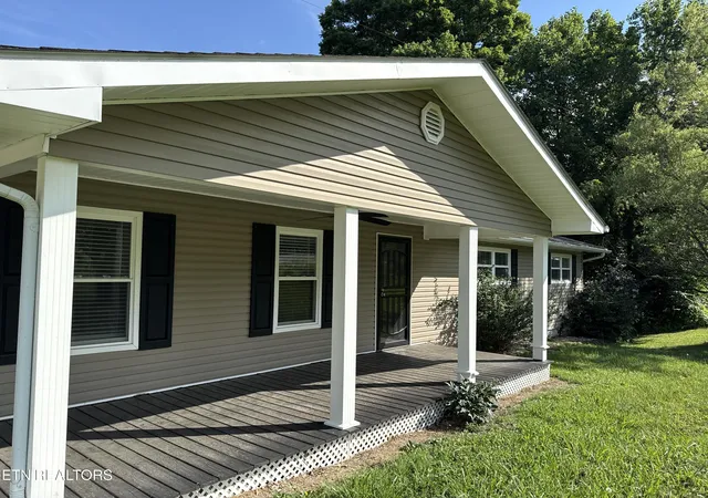 4th image of 844 Mount Paran Rd, Jacksboro, TN 37757 | MLS# 1327711