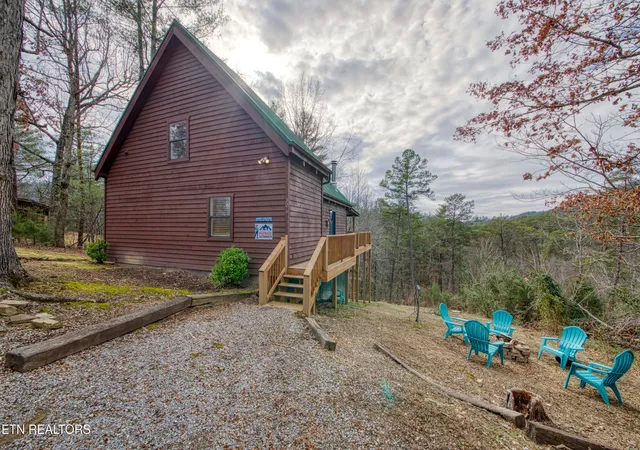 Photo 1 of Sale Pending at 3079 Walden Ridge Rd, Sevierville, TN 37862 | MLS# 1328644 | Listing updated on 2026-08-04