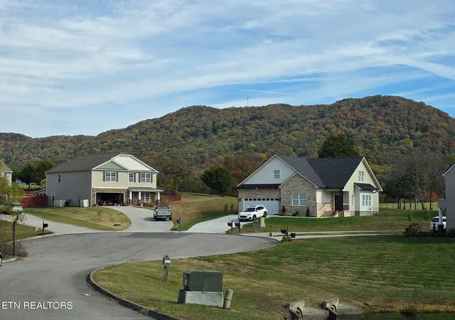 Homes for sale in Corryton, TN | 8259 Horseshoe Mesa Tr, Corryton, TN 37721 | MLS# 1328091