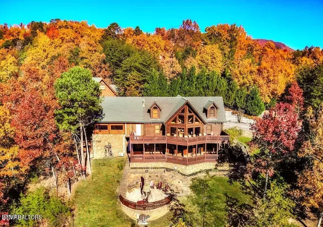 Photo 1 of Single family home for sale at 2748/2738 Cats Paw Ln, Sevierville, TN 37862 | MLS# 1328271 | Listing updated on 2026-07-07