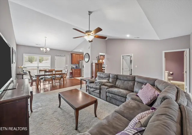 Homes for sale in Kingston, TN | 131 Marble Bluff Dr, Kingston, TN 37763 | MLS# 1328371