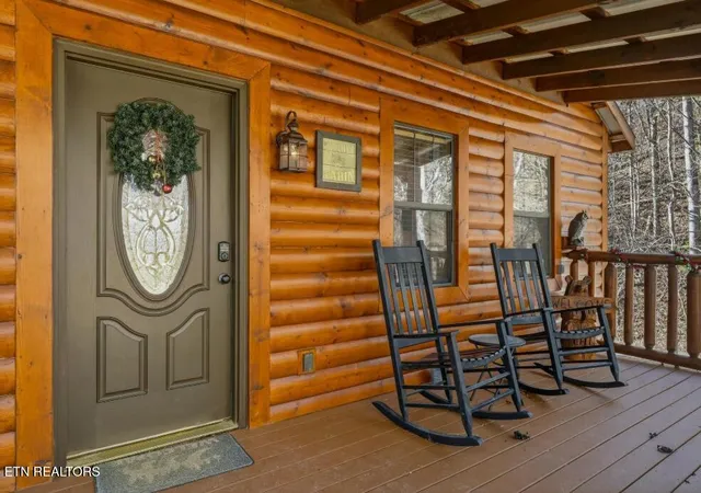 Photo 4 of Single family home for sale at 3537 Bear Pen Gap Rd, Sevierville, TN 37876 | MLS# 1328613 | Listing updated on 2026-10-05