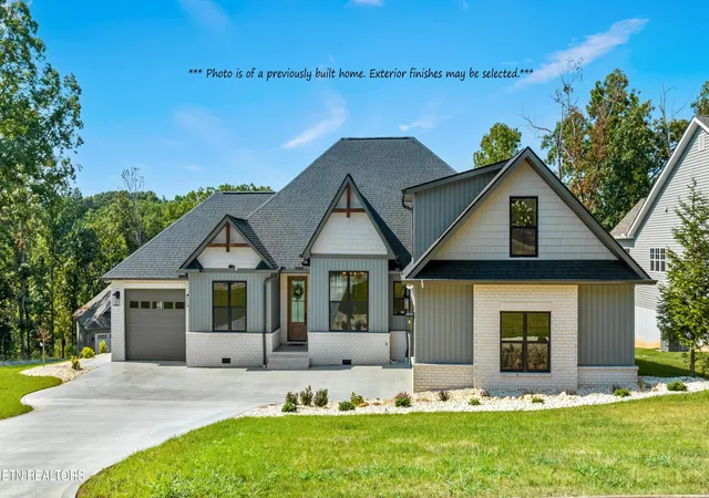 Photo 2 of Single family home for sale at 411 Kahite Tr, Vonore, TN 37885 | MLS# 1328518 | Listing updated on 2026-08-28