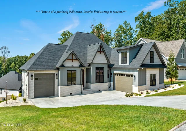 Photo 3 of Single family home for sale at 411 Kahite Tr, Vonore, TN 37885 | MLS# 1328518 | Listing updated on 2026-08-28