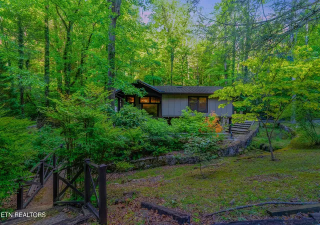 Photo 3 of Single family home for sale at 259 Black Mash Holw Rd, Townsend, TN 37882 | MLS# 1328427 | Listing updated on 2026-09-14