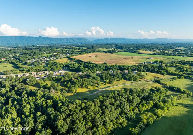24th image of 836 Franklin Crossing, Maryville, TN 37804 | MLS# 1328445
