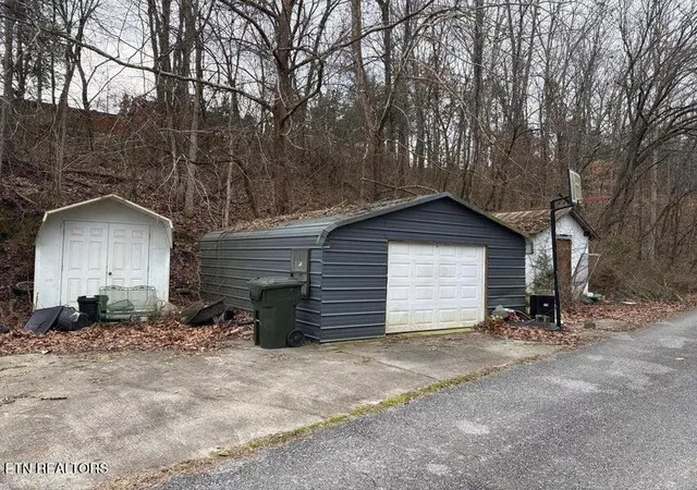 4th image of 121 & 141 Spring St, Sevierville, TN 37862 | MLS# 1328451