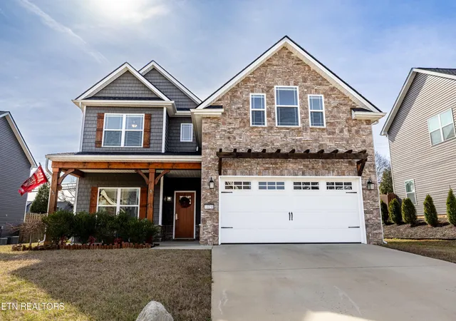 Homes for sale in Alcoa, TN | 1029 Aspen Glen Dr, Alcoa, TN 37701 | MLS# 1330472