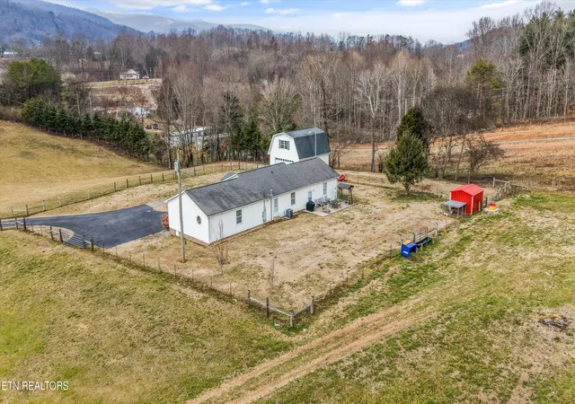 image of 812 New Clear Branch Rd, Rocky Top, TN 37769 | MLS# 1328896