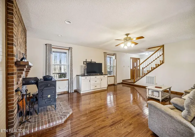 2nd image of 144 Cross Creek Ln, Kingston, TN 37763 | MLS# 1328809