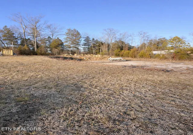 Photo 3 of Land for sale at Lot 11 12 Meadowlake Dr, Kingston, TN 37763 | MLS# 1328812 | Listing updated on 2026-07-23