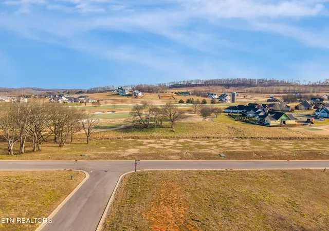 Photo 2 of Sale Pending at 3014 Chestnut Ln, Loudon, TN 37774 | MLS# 1329068 | Listing updated on 2026-02-28