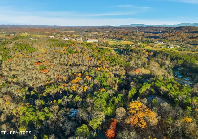 Homes for sale in Knoxville, TN | 7820 Swaggerty Rd, Knoxville, TN 37920 | MLS# 1329336