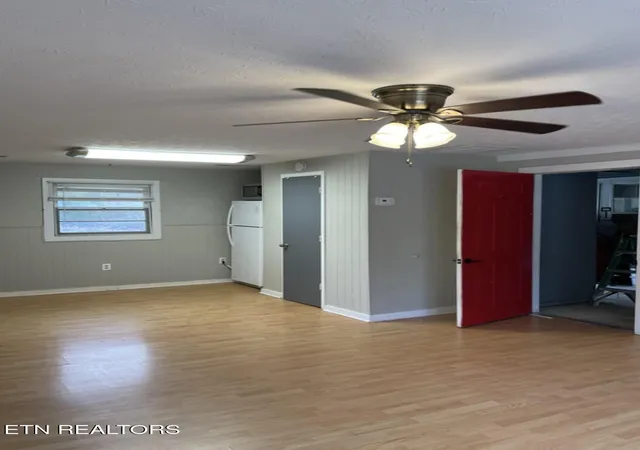 Homes for sale in Dandridge, TN | 799 Haynes Rd, Dandridge, TN 37725 | Houzeo