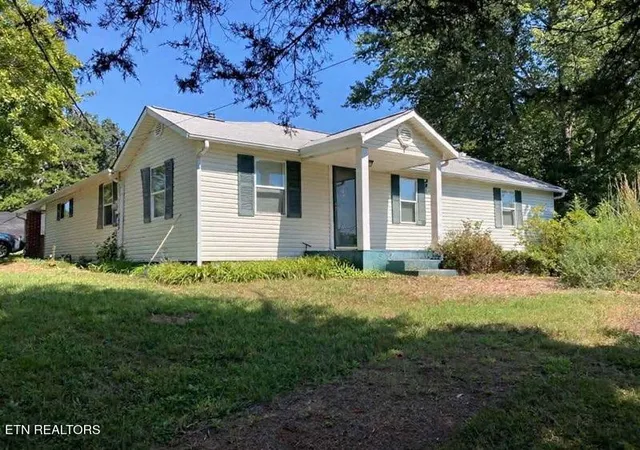 Photo 1 of Sale Pending at 231 Wright Rd, Oliver Springs, TN 37840 | MLS# 1349170 | Listing updated on 2026-09-15