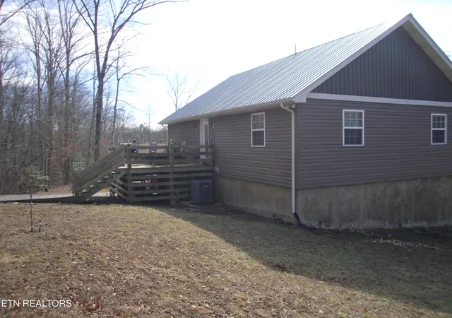 5th image of 1225 Louvaine Rd, Jamestown, TN 38556 | MLS# 1329240