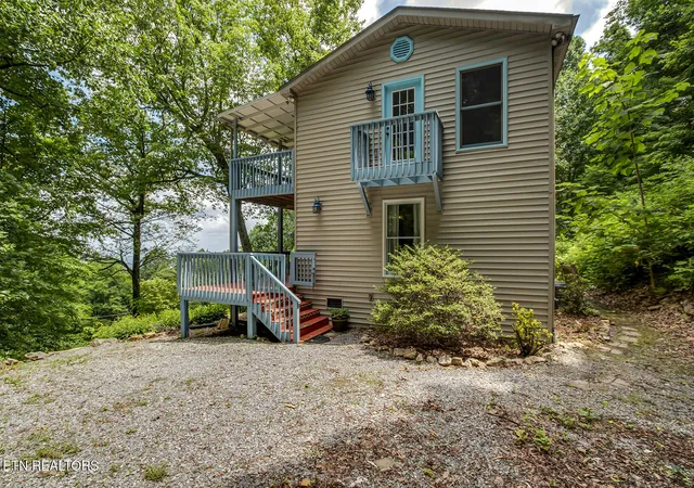 Photo 2 of Single family home for sale at 4171 Chilhowee Tr, Maryville, TN 37803 | MLS# 1347555 | Listing updated on 2026-09-02