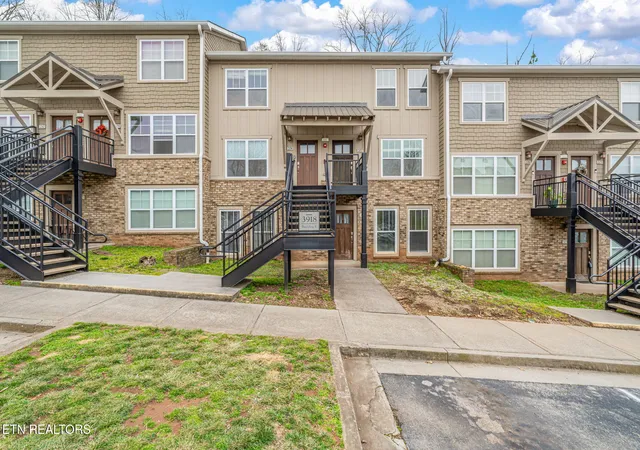 Photo 1 of Condo for sale at 3918 Cherokee Woods Way #104, Knoxville, TN 37920 | MLS# 1330034 | Listing updated on 2026-09-03