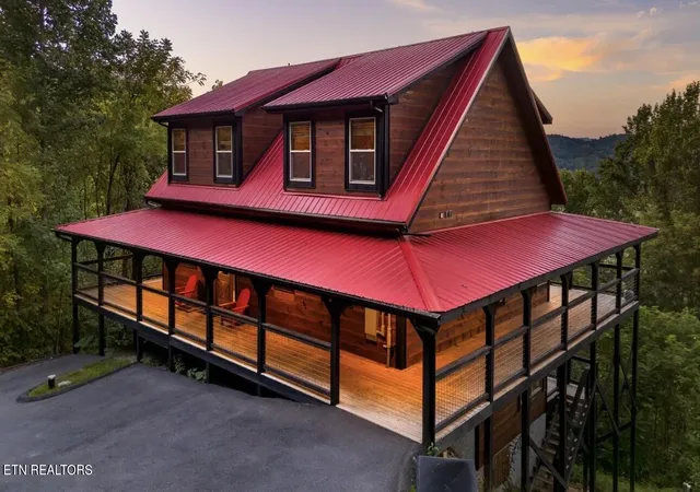 Photo 3 of Single family home for sale at 3305 Red Wolfe Rd, Sevierville, TN 37862 | MLS# 1329474 | Listing updated on 2026-05-31
