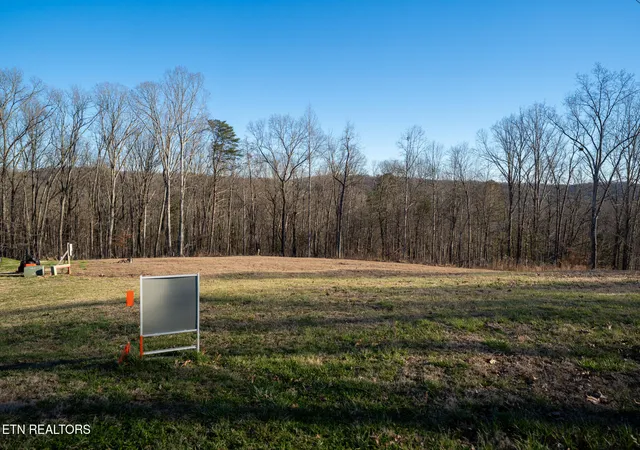 2nd image of 108 Nathan Ln, Oak Ridge, TN 37830 | MLS# 1330970