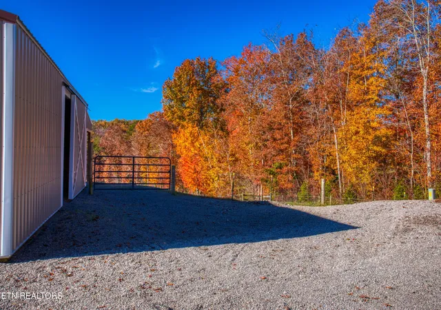 Photo 3 of Single family home for sale at 642 Buck Ridge Rd, Jamestown, TN 38556 | MLS# 1331094 | Listing updated on 2026-10-05