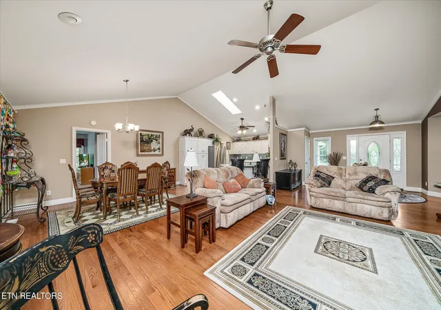 Photo 3 of Single family home for sale at 114 Bent Oak Ter, Crossville, TN 38558 | MLS# 1329680 | Listing updated on 2026-09-12