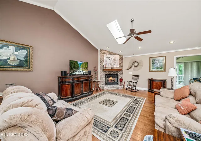 Photo 3 of Single family home for sale at 114 Bent Oak Ter, Crossville, TN 38558 | MLS# 1329680 | Listing updated on 2026-09-12