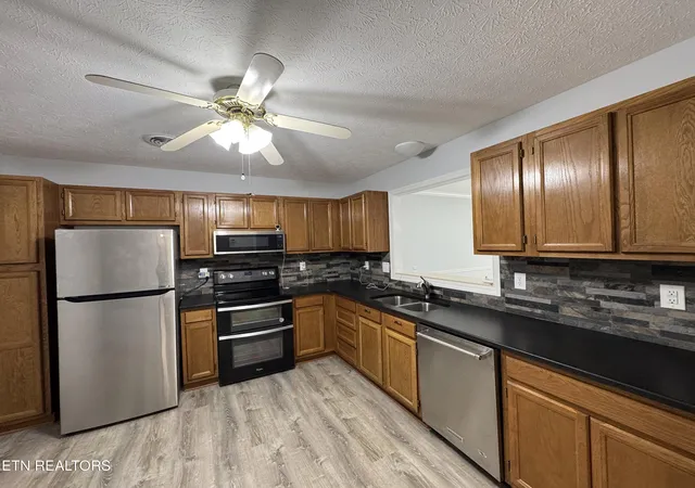 5th image of 103 Pinewood Dr, Lenoir City, TN 37771 | MLS# 1329710