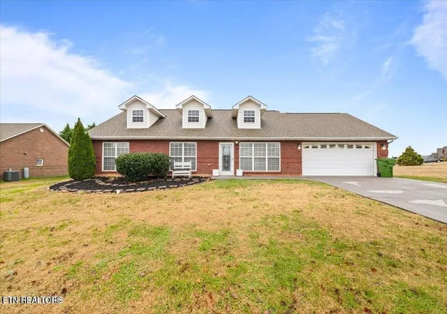 2nd image of 1121 Worthington Blvd, Maryville, TN 37801 | MLS# 1329728